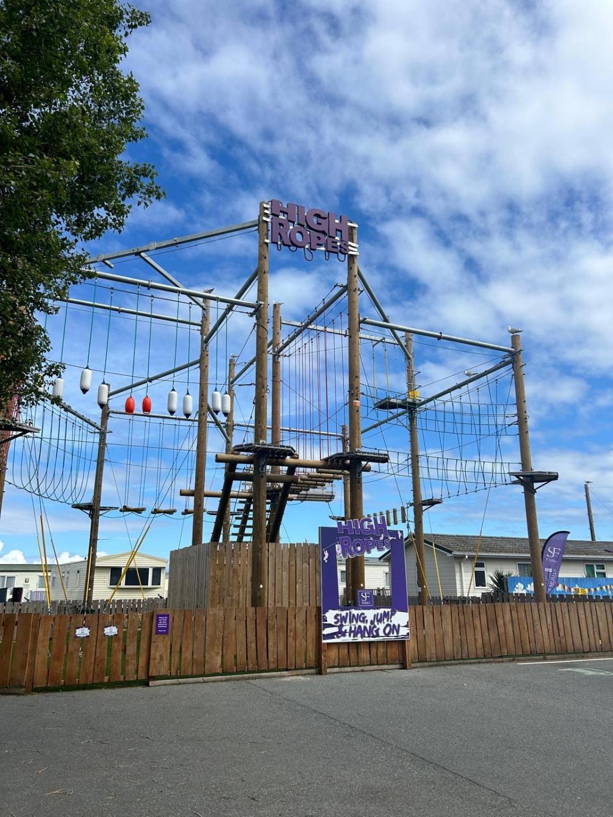 Whitehouse Leisure Park Hotel Kinmel Bay Exterior photo